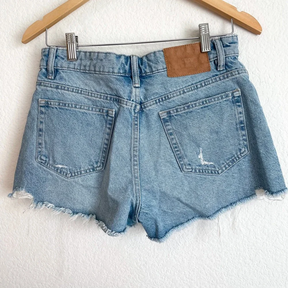 ZARA‎ Distressed Denim Cut Off High Rise Shorts